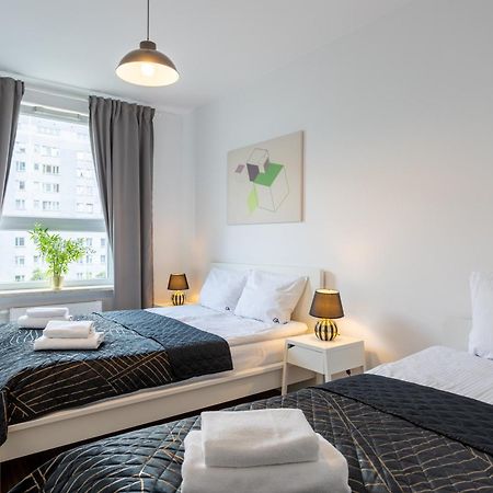 Urban Chic - Pereca - Rondo Onz - Luxury Warsaw Stays - 14 People Εξωτερικό φωτογραφία