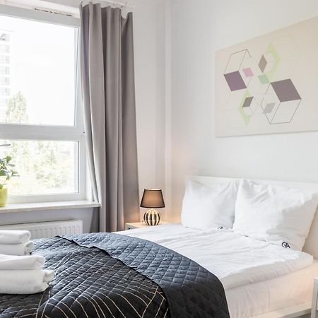 Urban Chic - Pereca - Rondo Onz - Luxury Warsaw Stays - 14 People Εξωτερικό φωτογραφία