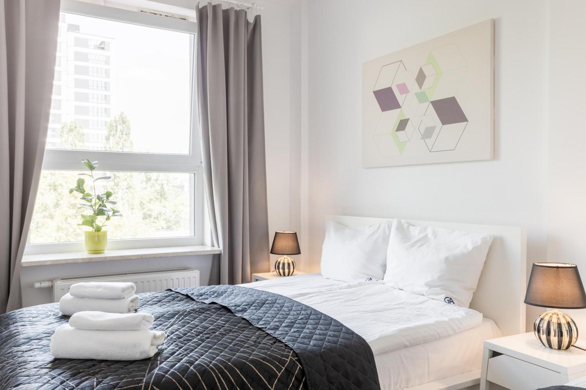 Urban Chic - Pereca - Rondo Onz - Luxury Warsaw Stays - 14 People Εξωτερικό φωτογραφία
